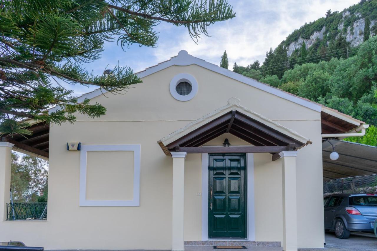 Villa Emily Achilleion Exterior photo